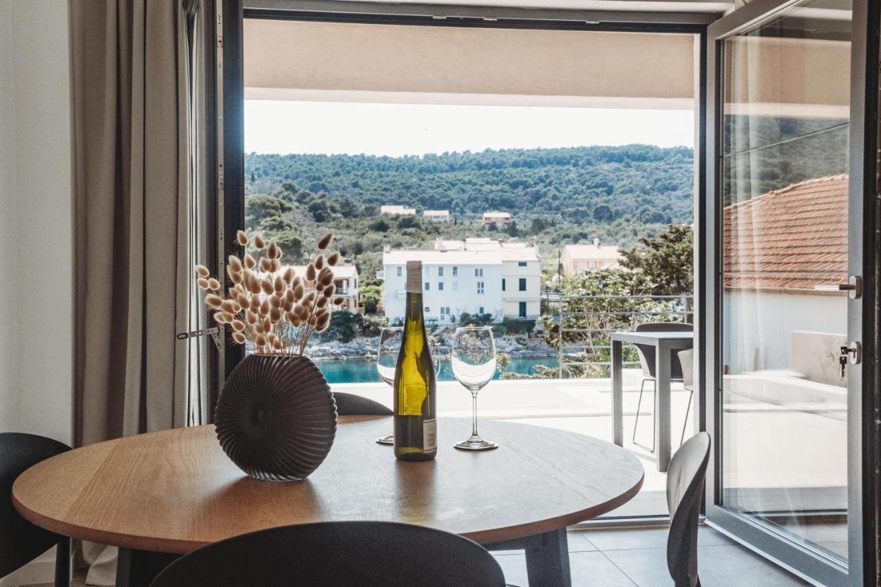 Sol Luxury Residence Near The Beach With Shared Heated Pool Božava エクステリア 写真