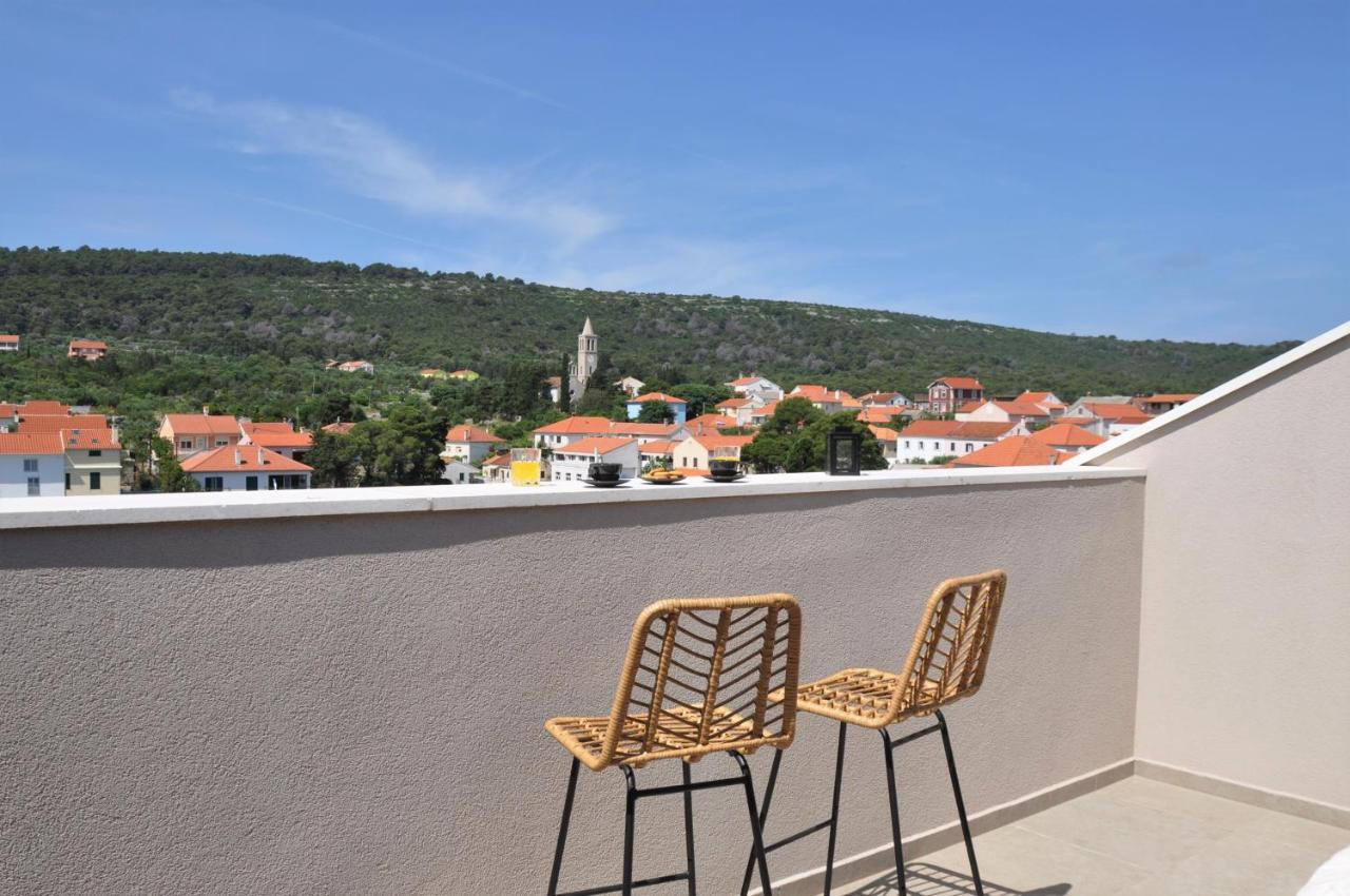 Sol Luxury Residence Near The Beach With Shared Heated Pool Božava エクステリア 写真