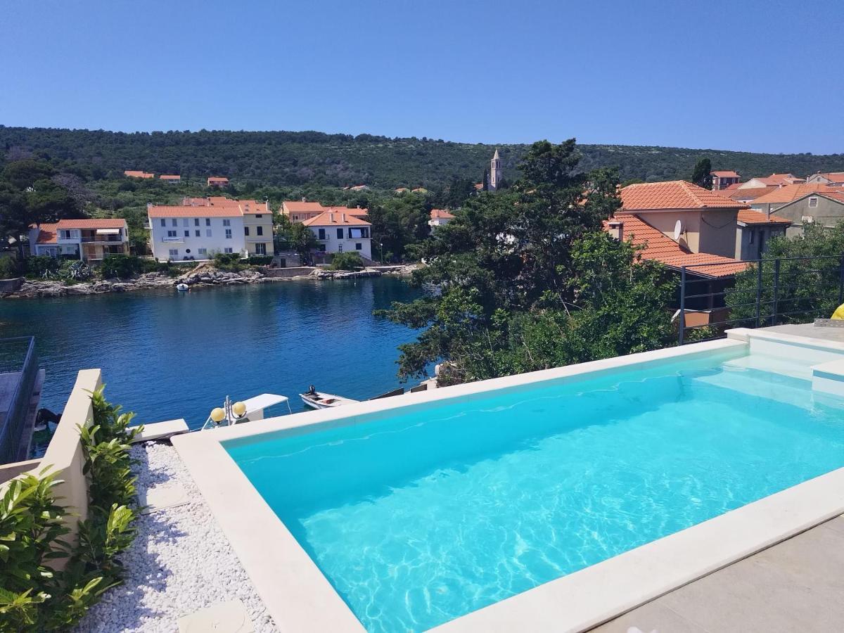 Sol Luxury Residence Near The Beach With Shared Heated Pool Božava エクステリア 写真