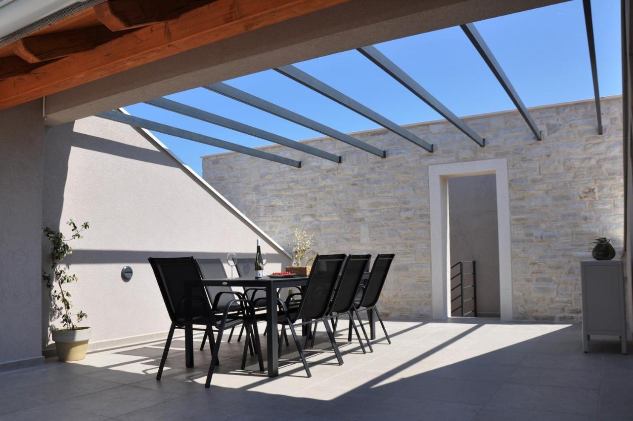 Sol Luxury Residence Near The Beach With Shared Heated Pool Božava エクステリア 写真