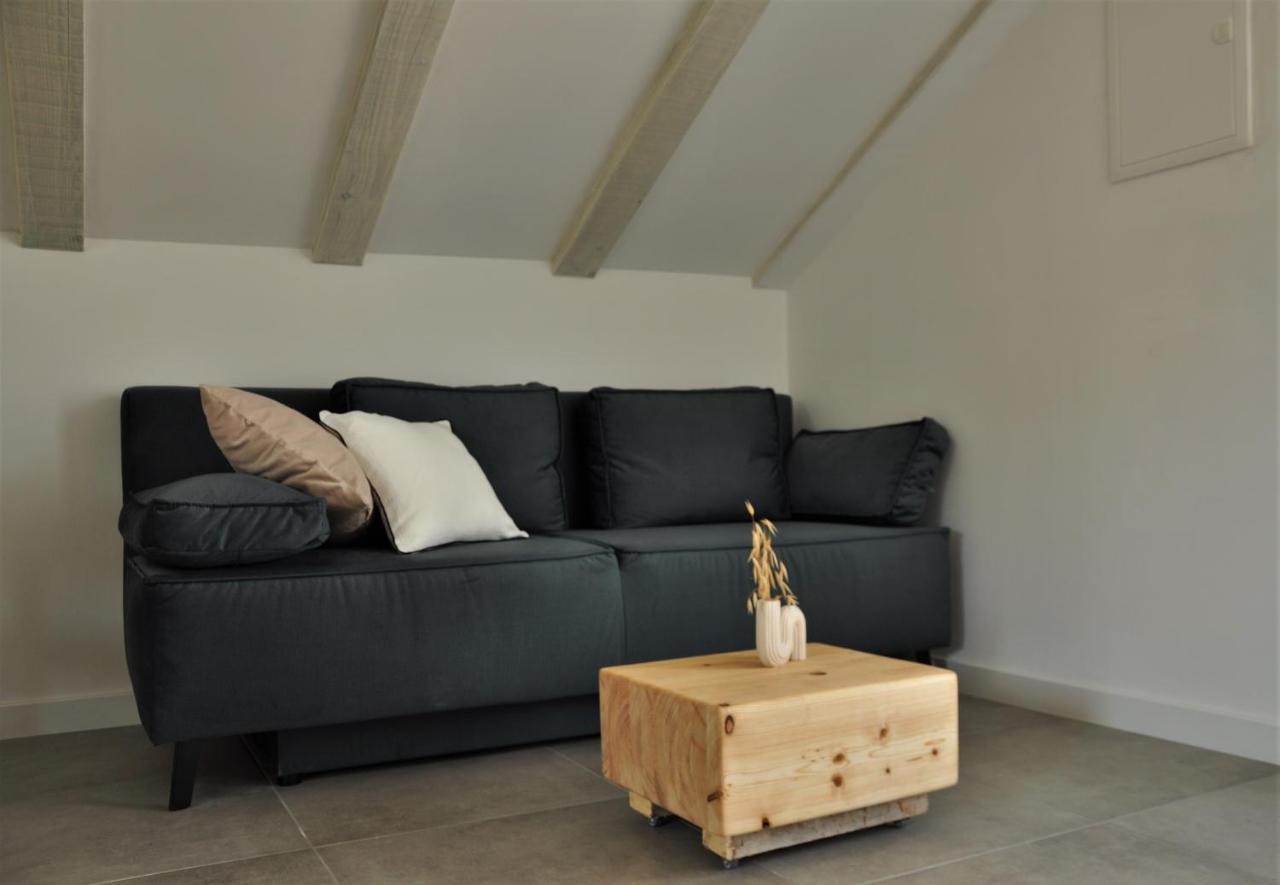 Sol Luxury Residence Near The Beach With Shared Heated Pool Božava エクステリア 写真